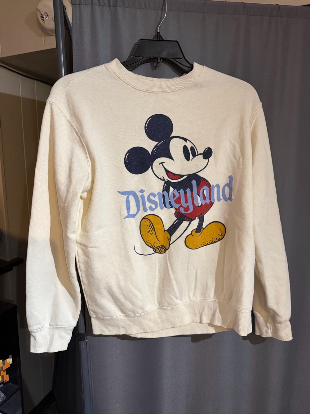 Disneyland Cream Mickey Graphic Sweatshirt